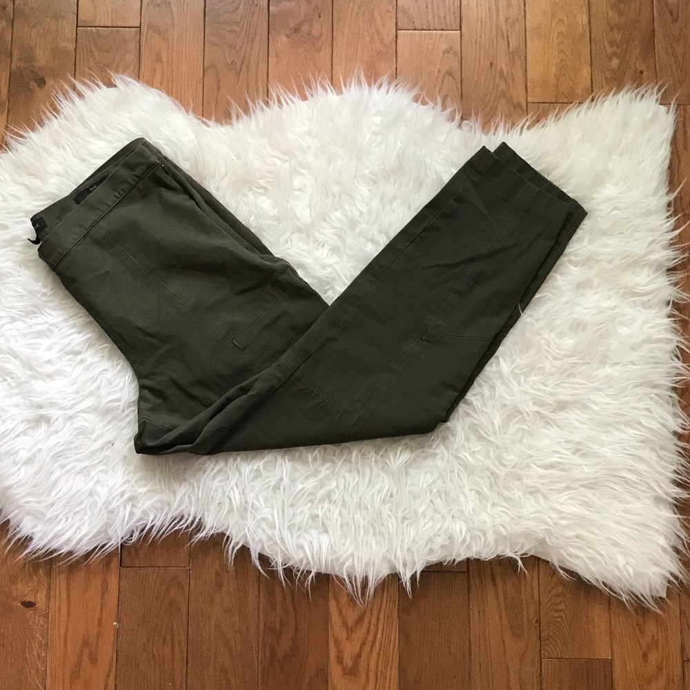 Banana Republic Devon cropped pants SZ 14 Green